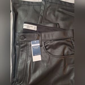 NWT Abercrombie The Loose Black Faux Leather Pants 14L